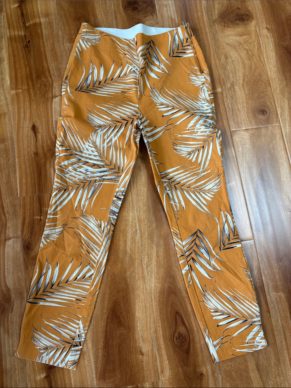 White House Black Market Orange Palm-Print Stretch Pants